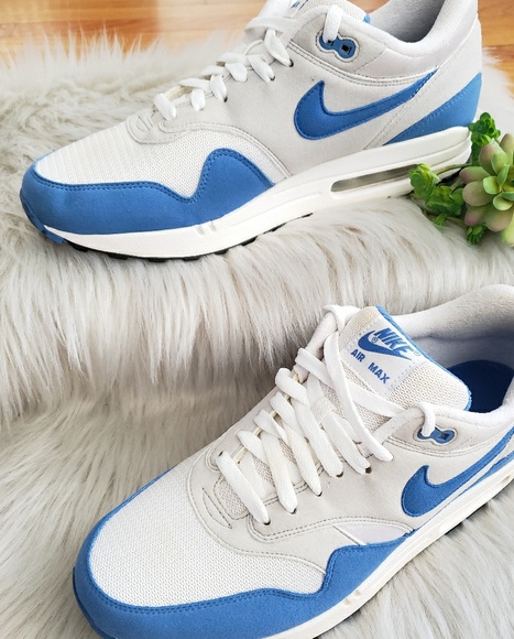 Nike Other - Nike Air Max 1 QS OG Varsity Blue 2009 Vintage